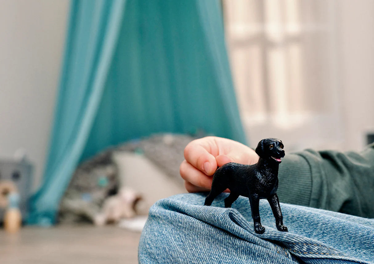 Schleich Black Labrador Retriever Female