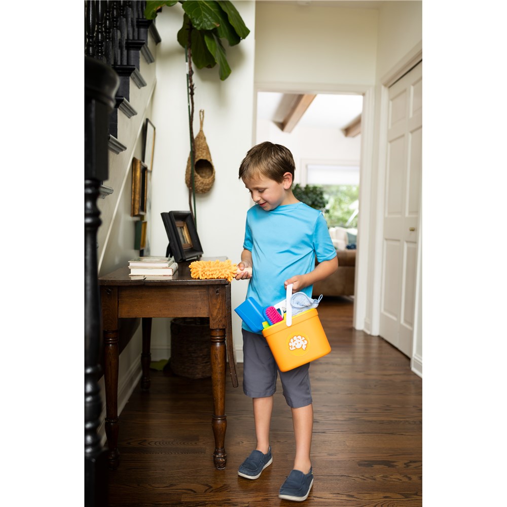 Fat Brain Toys Pretendables Cleaning Set