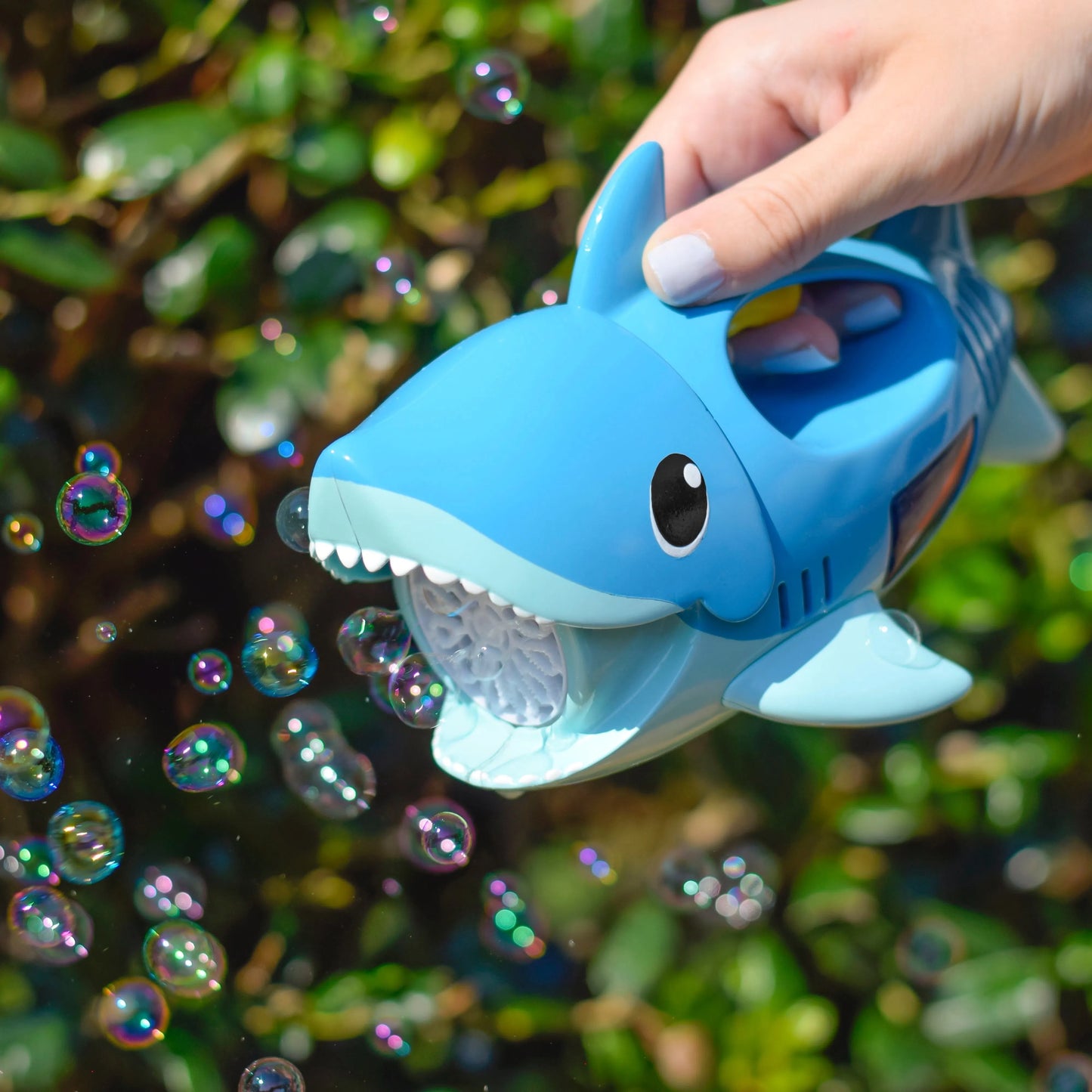 Maxx Bubbles Handheld Shark Bubbler