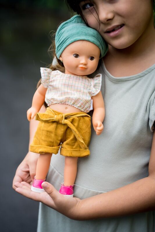 Pomea Lovely Josephine Brunette Hair Doll 32cm