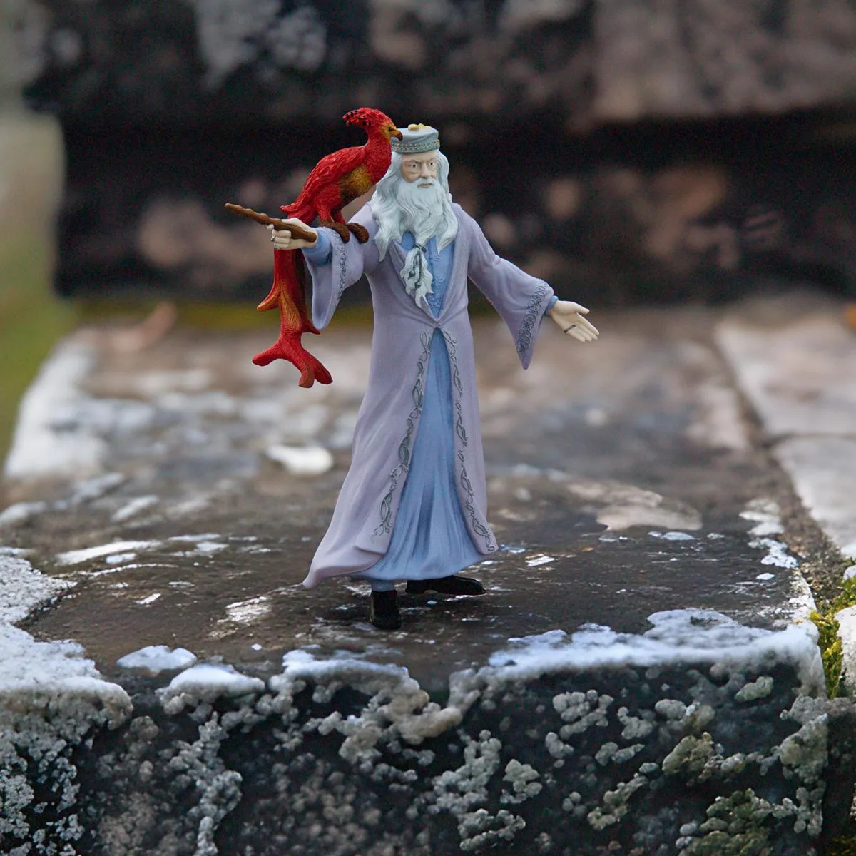 Schleich Harry Potter Wizarding World Dumbledore and Fawkes