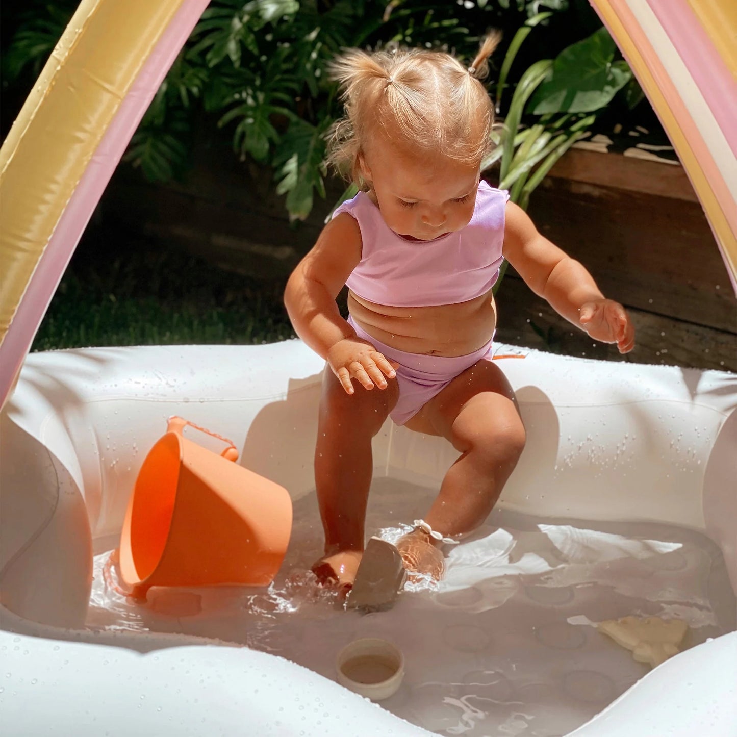 SUNNYLiFE Kids Inflatable Pool Princess Swan