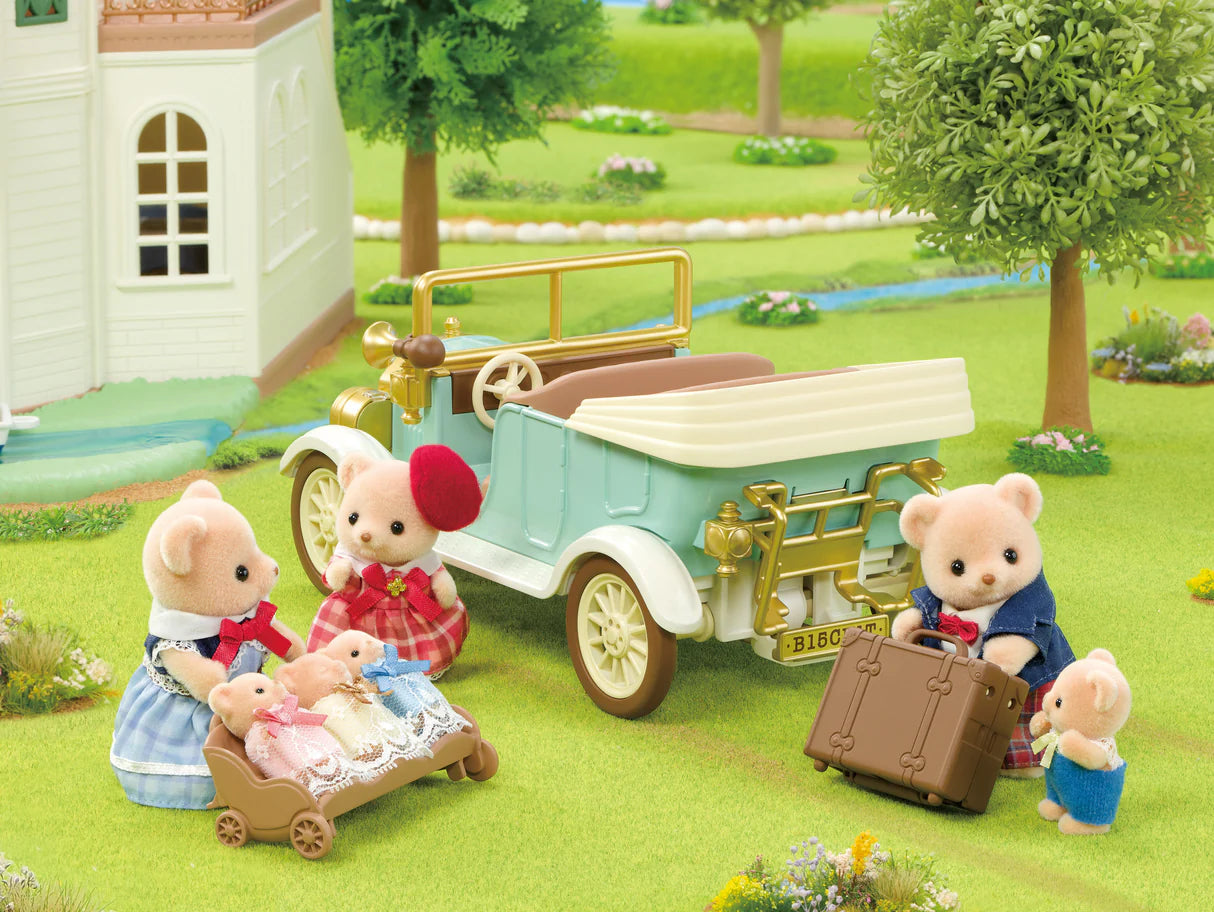 Sylvanian Families Classic Family Car