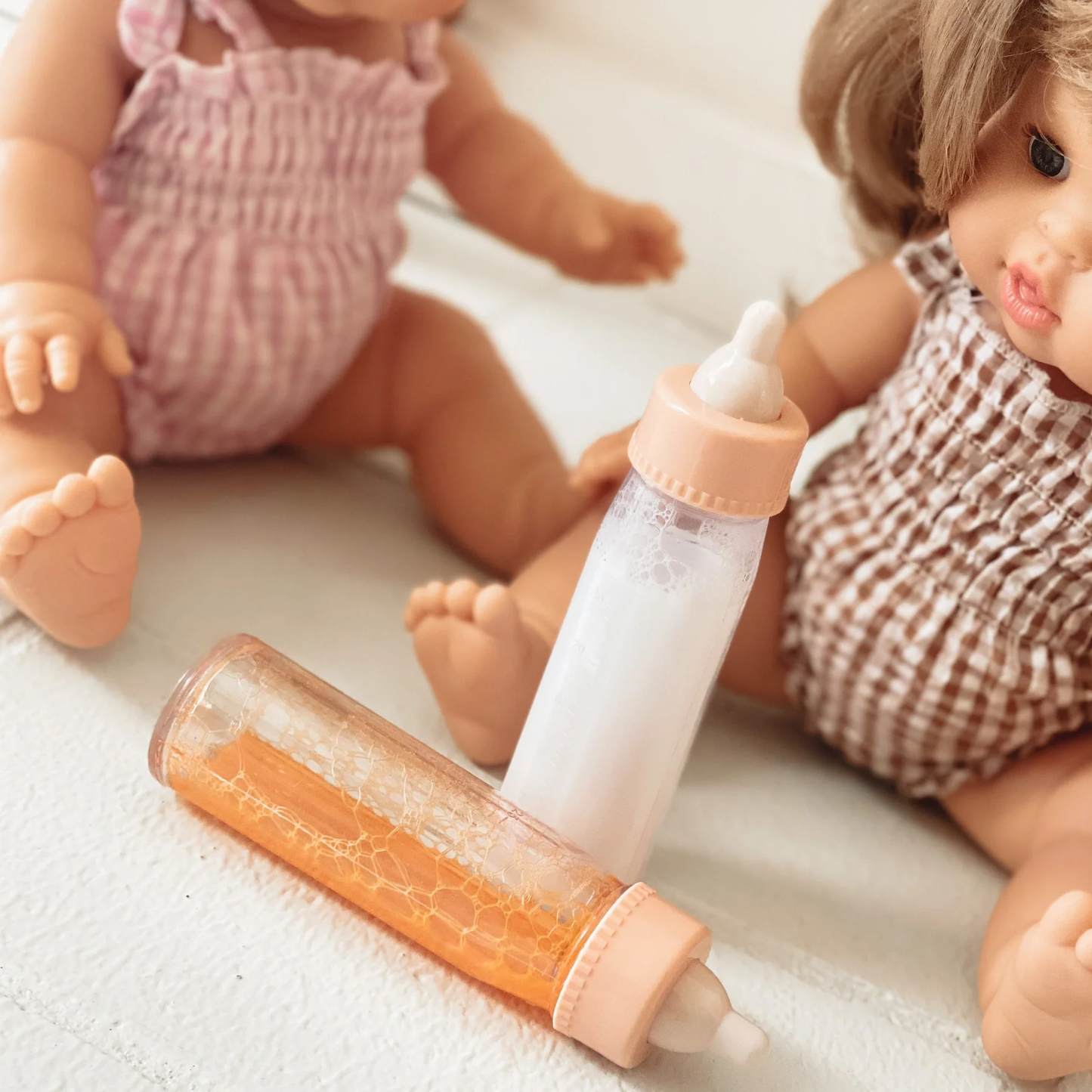 Tiny Harlow Magic Milk & Juice Baby Doll Bottles