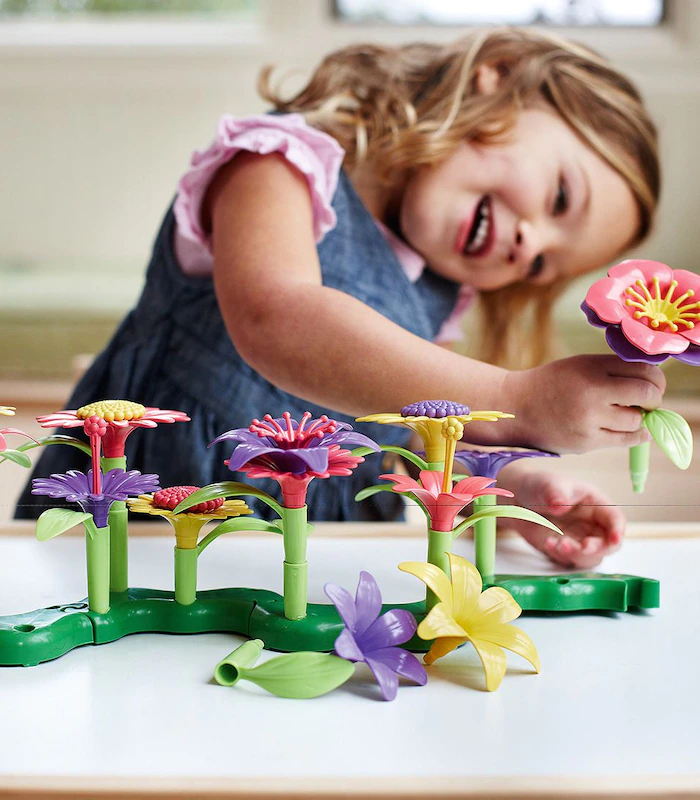Green Toys Build A Bouquet